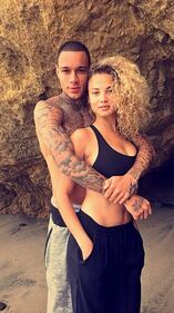 Rose Bertram, la modella belga solare e sensuale 6
