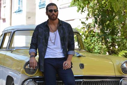 Cam Yaman: l'attore turco che fa battere i cuori delle italiane 3