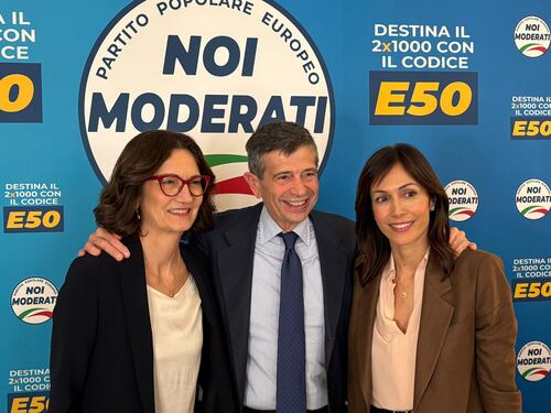 Social vietati per under 13 e profili limitati per adolescenti. La pdl di Noi Moderati