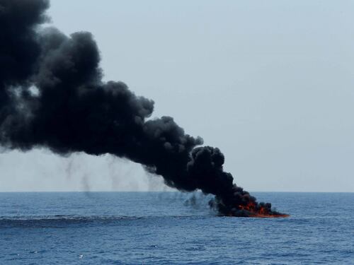 Altra tragedia nel Mediterraneo: almeno cento migranti dispersi