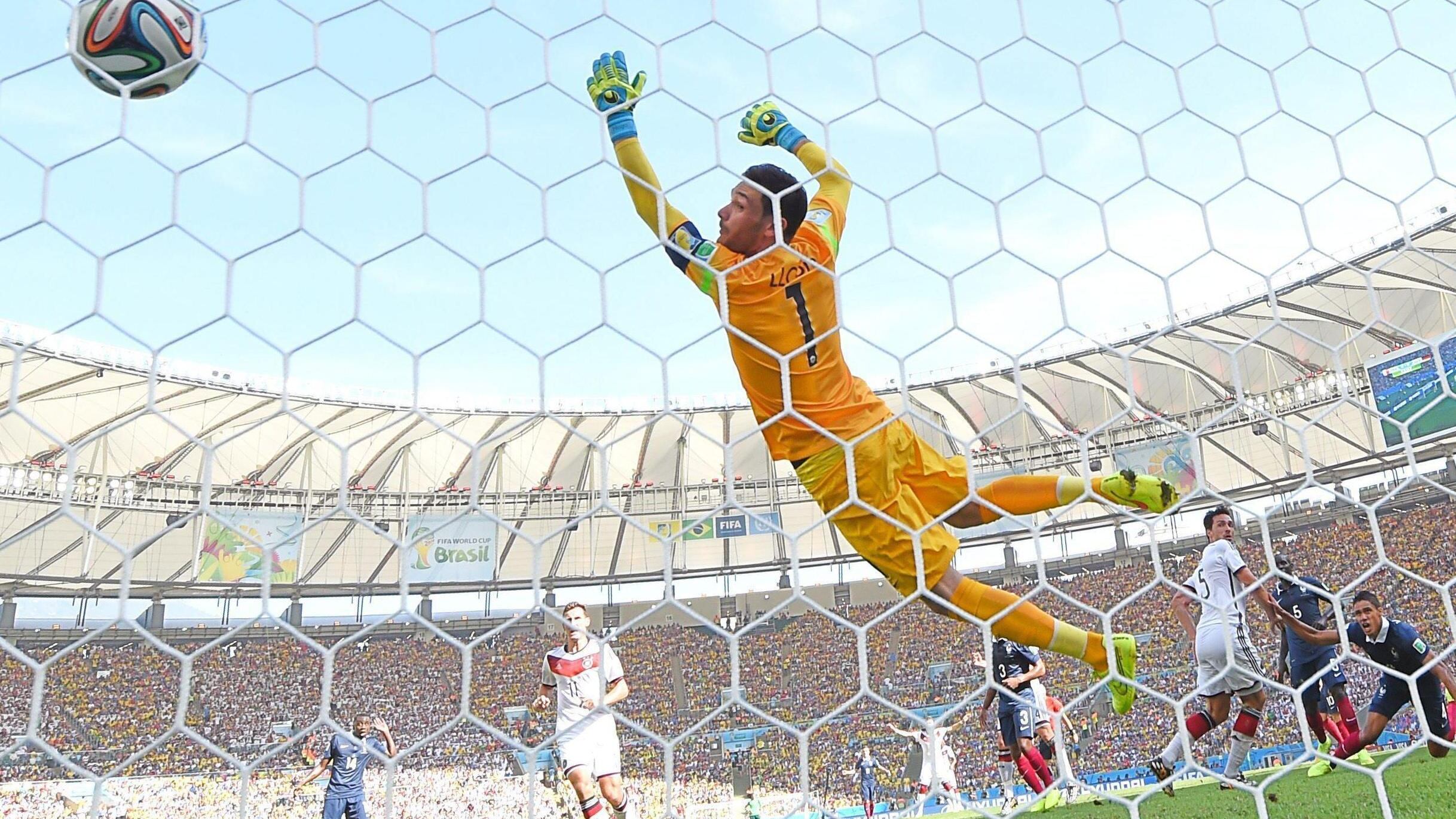 La testa di Hummels ghigliottina la Francia