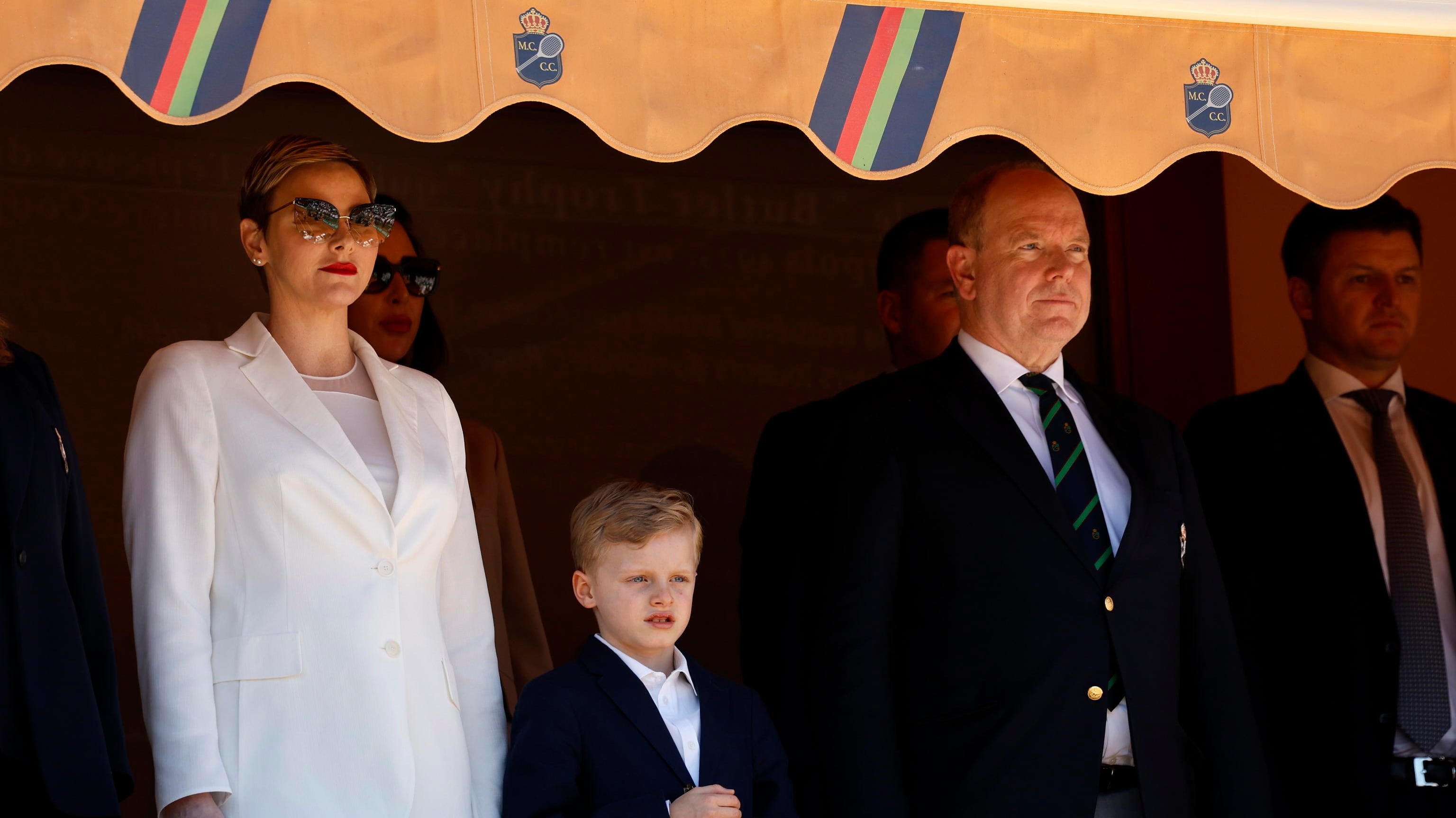 I tentativi di fuga, la luna di miele da sola: il mistero sulle nozze di Charlene di Monaco