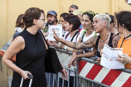 Decreto Vaccini, la protesta dei no-vax davanti a Montecitorio 6