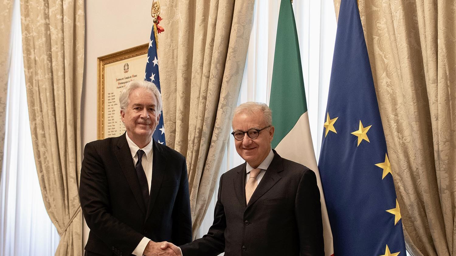 Intelligence, si rinnova il patto Italia-Usa. Briefing su crisi, dossieraggi e terrorismo