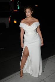Ashley Graham, curve sexy in bikini 8
