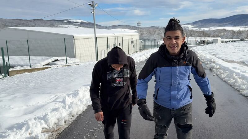 Migranti egiziani nel campo di Lipa in Bosnia