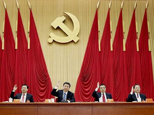Cina, il diktat ai fedeli: "Fede ammessa solo se compatibile con il comunismo"