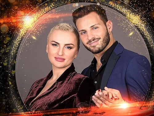 Covid, lacrime e incidenti hot: succede di tutto nella finale di Ballando