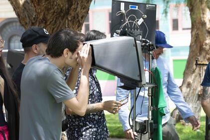 Fabio Rovazzi: torna con il tormentone estivo, ecco le immagini dal backstage pieno di vip 8