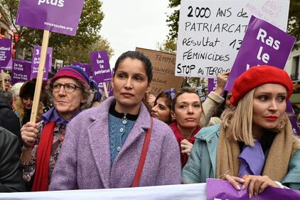 Francia, manifestazione contro la violenza sulle donne 6