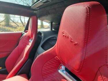 Jaguar F-Type 75 P450, le foto di un gioiello in via di estinzione 5