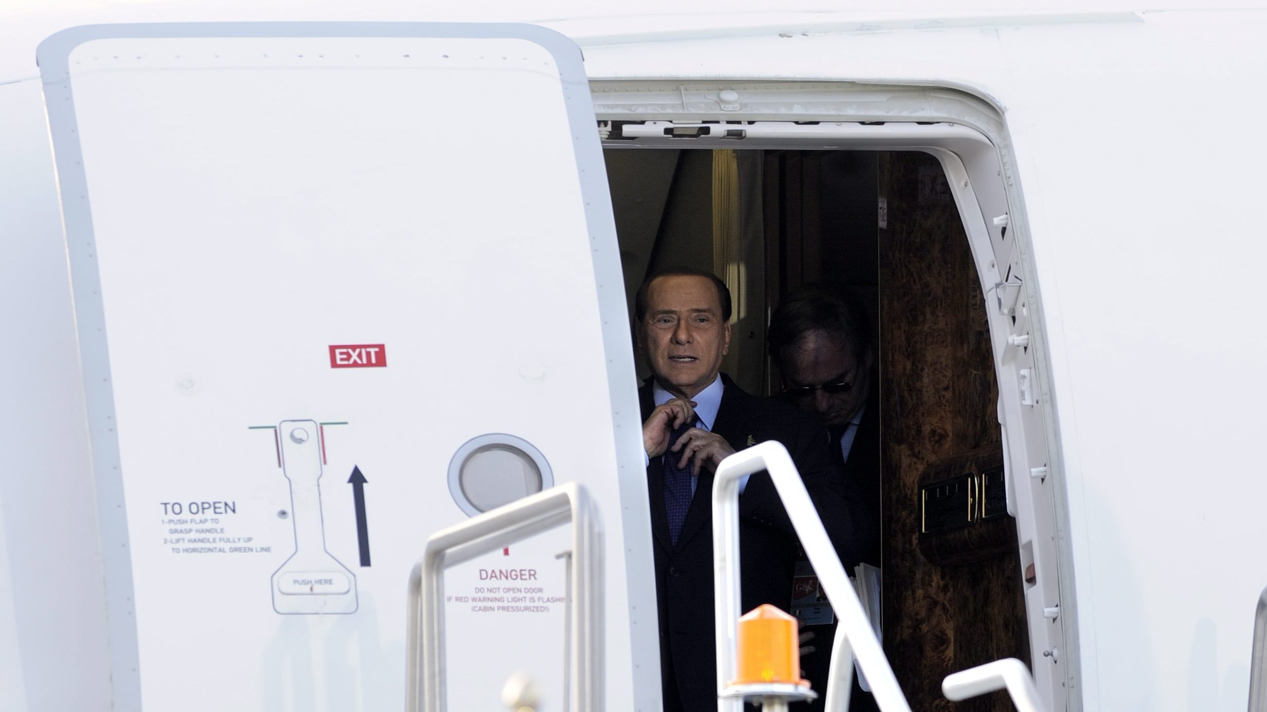 "Intitolare l'aeroporto di Linate a Silvio Berlusconi". La proposta accolta dal Mit