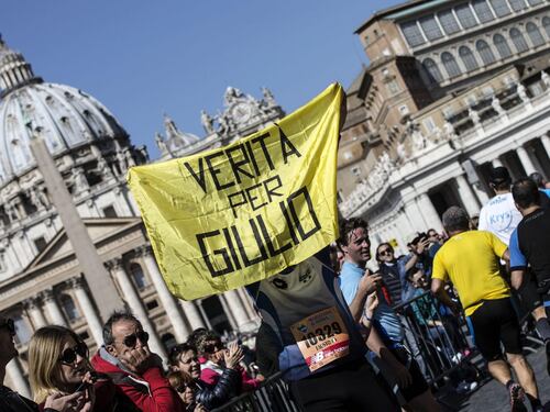 Regeni, l'Egitto prova a trattare. E Gentiloni vede l'ambasciatore
