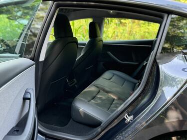 Tesla Model 3 RWD 2024: la gallery dell'elettrica più convincente in commercio 14