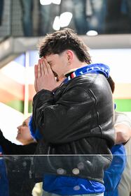 Olly si commuove allo stadio 5
