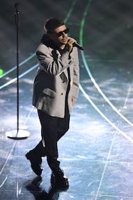 Sanremo 2024: ecco il look della finalissima del Festival di Gazzelle 4