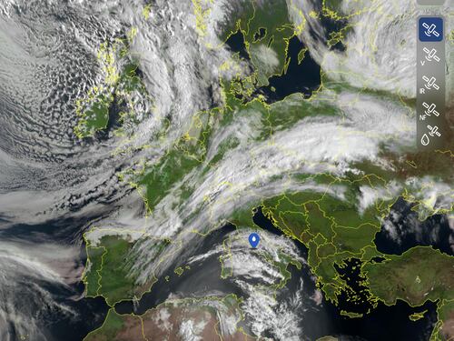 Meteo, arriva l’aria fredda: temporali, neve e 15°C in meno