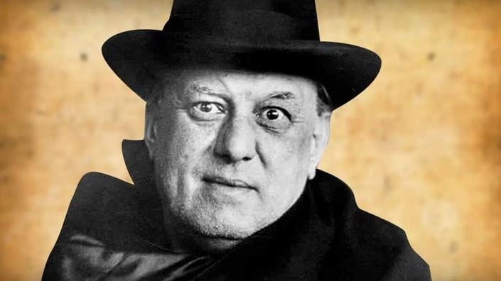 Mago, spia e imbroglione Crowley era una Bestia