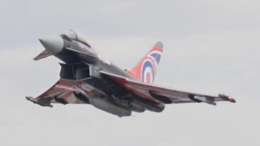 I “traditori” della RAF: così i Top Gun britannici hanno addestrato i piloti cinesi