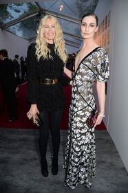 Claudia Schiffer irriconoscibile alla festa di Vogue 16