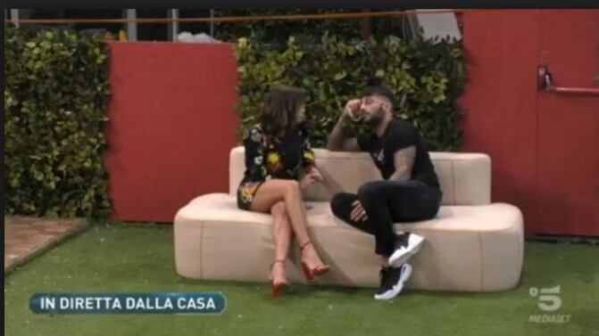 Gf Vip, Signorini: "Silvia Provvedi è ancora un po' innamorata di Corona"