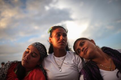I ribelli delle Farc festeggiano l'accordo 2