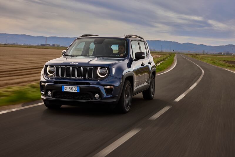 Jeep Renegade MHEV 2024: la gallery del restyling con più tecnologia e qualità 3