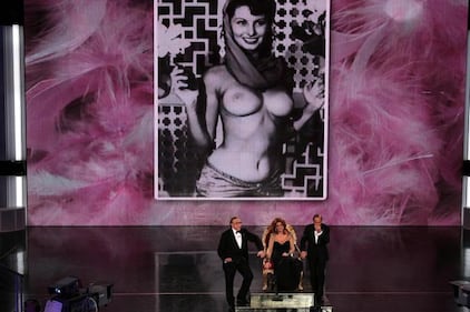Topless per l'estate 2016, le vip più sexy 49