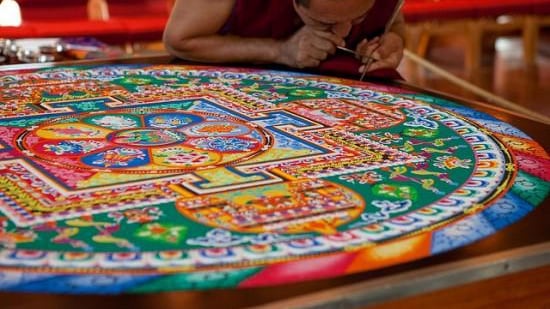 Un Mandala tibetano colora il cuore di Milano