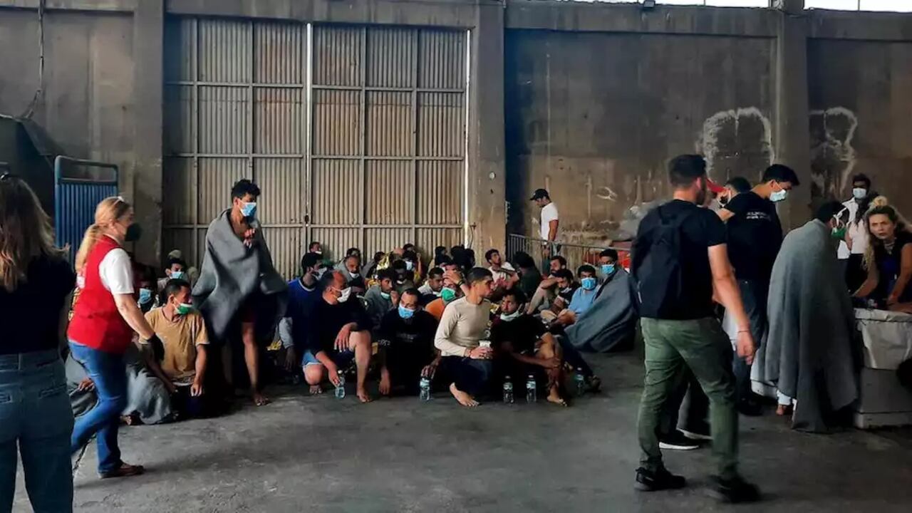 Naufragio di un peschereccio in Grecia. Partito dalla Libia era diretto in Italia: diversi i morti e i feriti