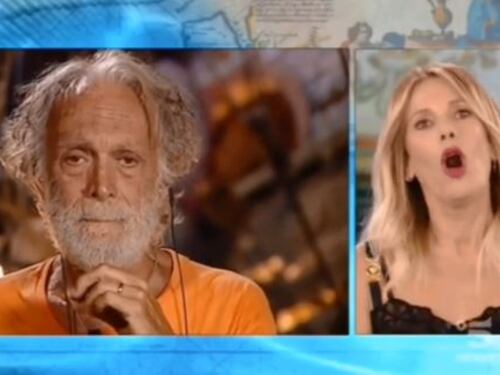 Isola dei Famosi, Alessia Marcuzzi (con le lacrime agli occhi) chiede scusa a Riccardo Fogli