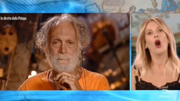 Isola dei Famosi, Alessia Marcuzzi (con le lacrime agli occhi) chiede scusa a Riccardo Fogli