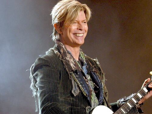 "David Bowie scelse il suicidio assistito": la verità sul Duca Bianco