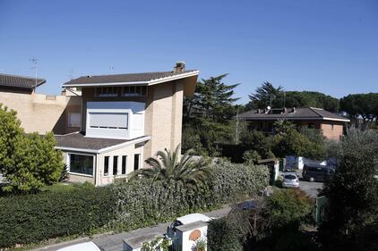 Roma, chiama il 112 e confessa l'omicidio. : "Ho ucciso mia madre" 7
