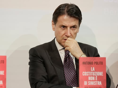 Bonus per camminare e robot-tax, lo stupidario delle idee 5S