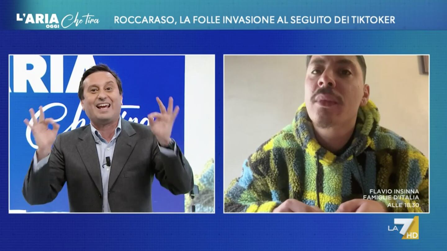 “Viene qui a farsi i ca**i suoi”. Lite in diretta tra Parenzo e il tiktoker napoletano