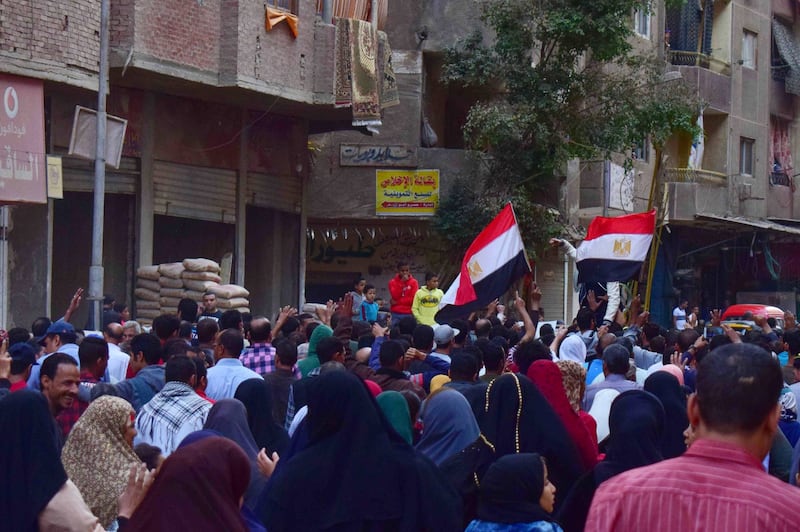 Manifestanti pro-Morsi in corteo a Giza 7