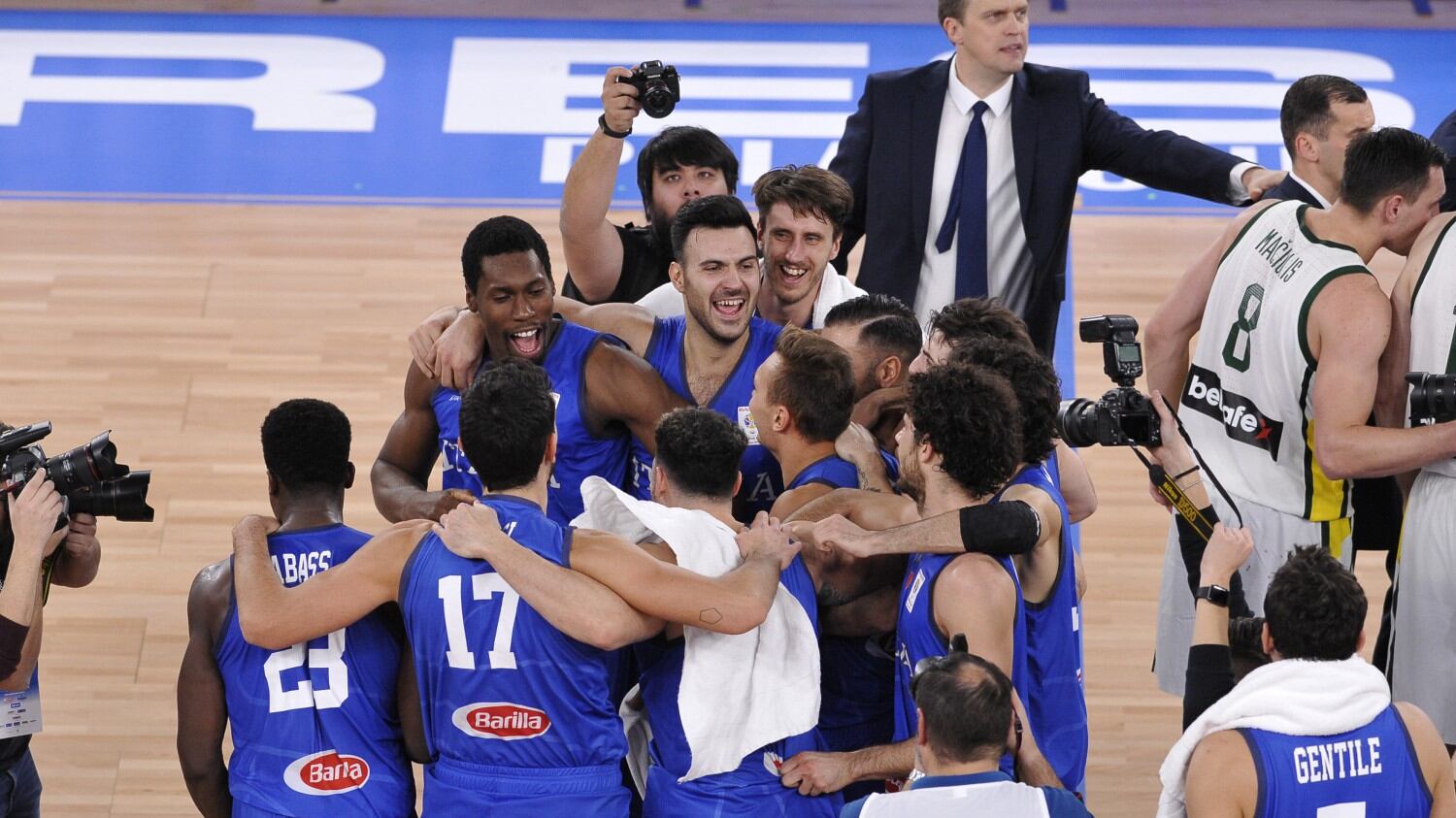 Italia super con la Lituania, Mondiali vicini L'Armani si è inceppata: secondo ko di fila