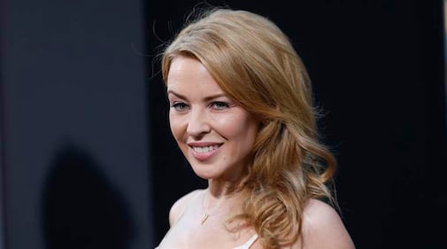 Kylie Minogue sexy in vista del Natale 19
