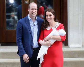 Kate Middleton e il Principe William col Royal Baby 5