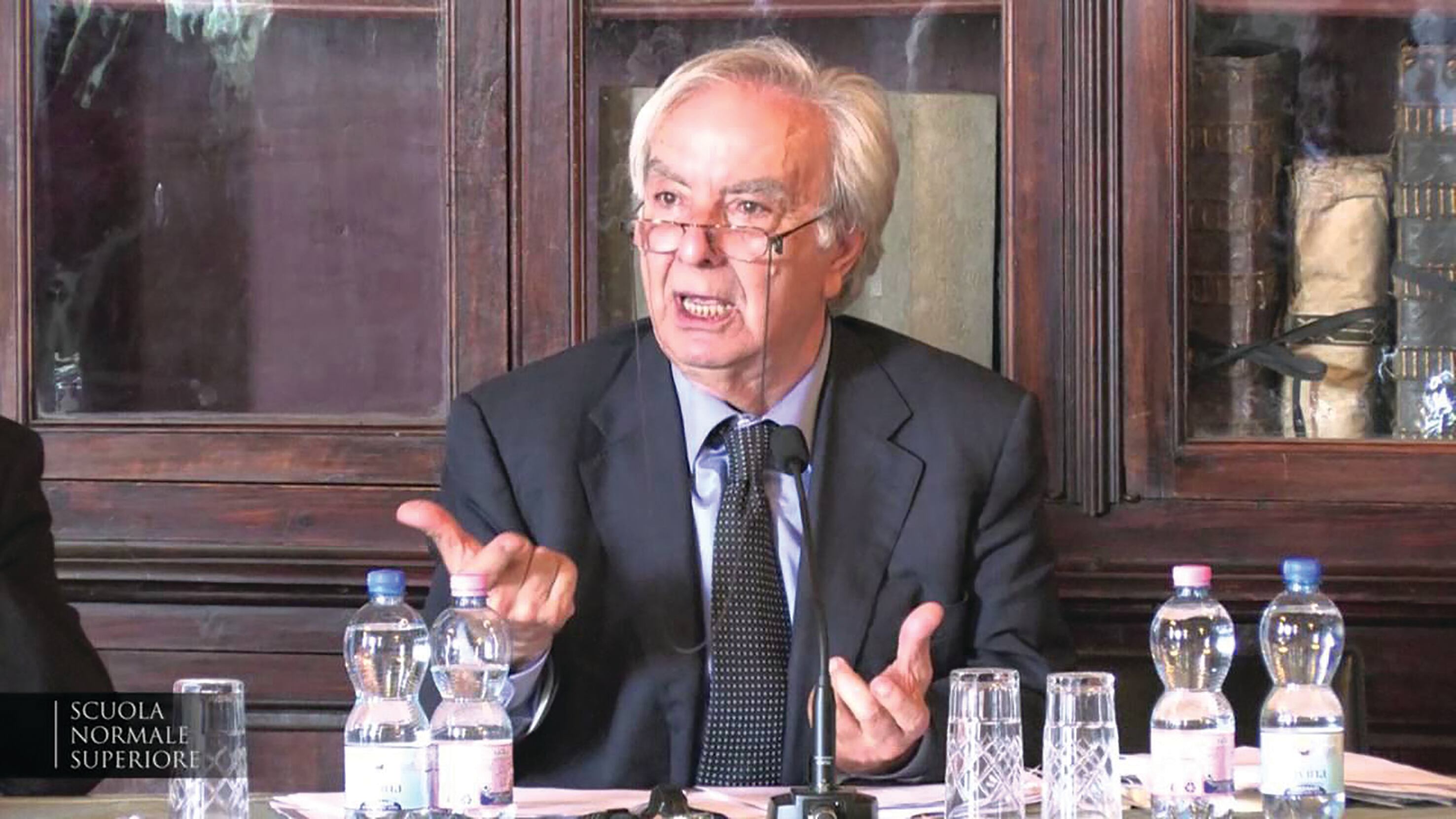 "Non saper comprendere è un furto di democrazia. E così si finisce ingannati"