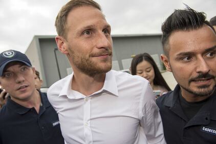 Juventus, visite mediche per Höwedes 10