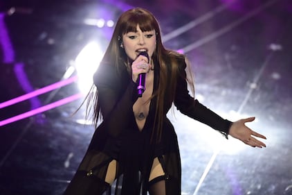 Sanremo 2024: ecco il look della finalissima del Festival di Annalisa 9