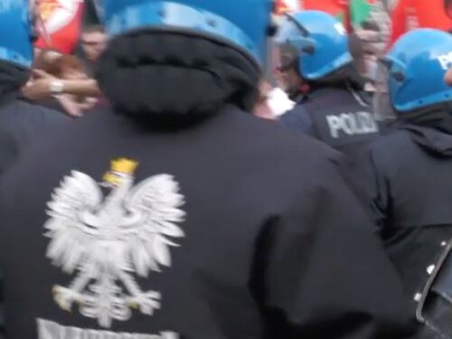 La verità sulle "felpe nazi", sputi su Salvini e Trump: quindi, oggi...
