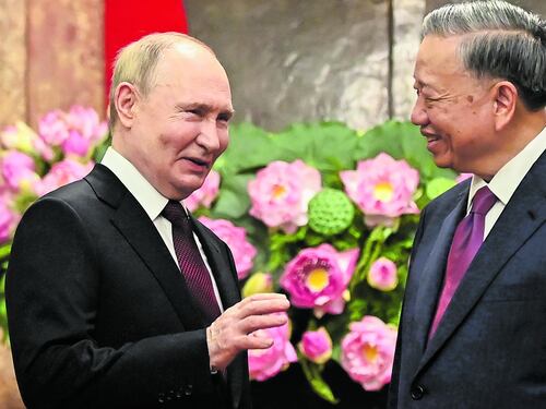 Il viaggio "sovietico" dello Zar ad Hanoi. Un centro nucleare e appoggio difensivo