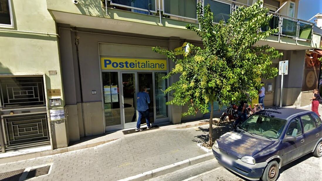 Rapina alle Poste: spari in strada e paura tra i cittadini