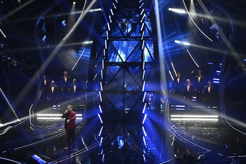 Sanremo 2024: ecco il look della finalissima del Festival di Dargen D'Amico 3