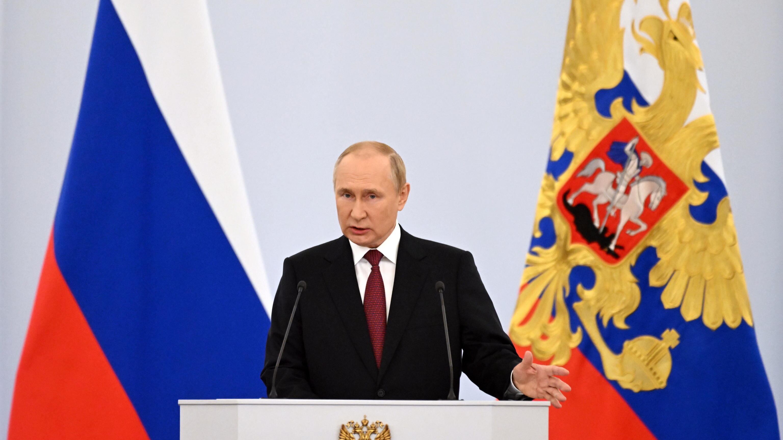 "Difenderemo le nuove terre": così Putin certifica l'annessione