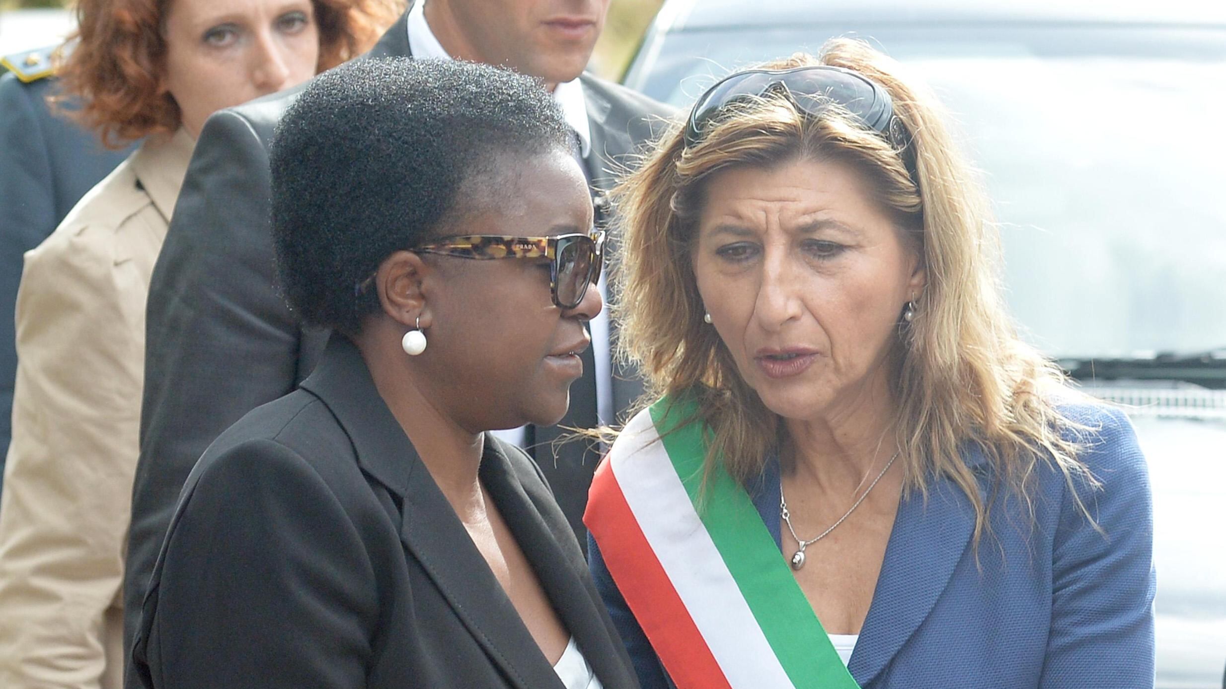 La Kyenge seppellisce anche la Bossi-Fini