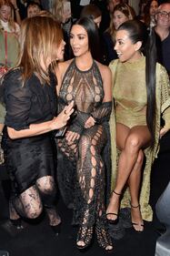 Kim Kardashian in biancheria intima alla Paris Fashion Week 21